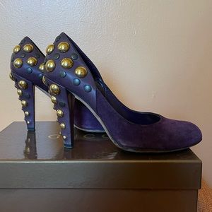 AUTHENTIC Gucci Purple Suede Pumps w/Studs